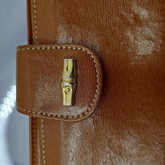 LONGCHAMP CHECK BOOK WALLET COIN CASE IN CLASSIC TAN - Picture 7 of 8